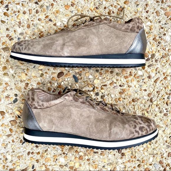 NWOT NWOB Stuart Weitzman Relay Leopard Sneakers Size 8 - Picture 3 of 7